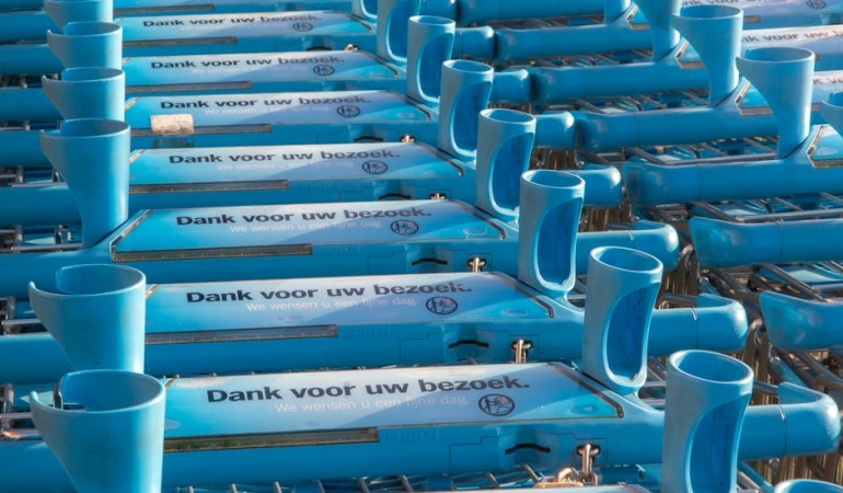 8220Uzak-Sehir8221-Ekibi-Midyat-Kaymakami-Solmaz8217a-Tesekkur-Ziyareti-featured