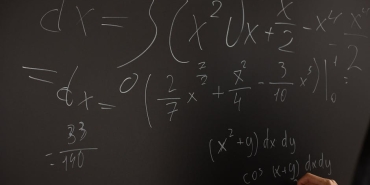 Matematik-Felsefesinde-Yapilandirmacilik-Kavramlar-ve-Etkileri-featured