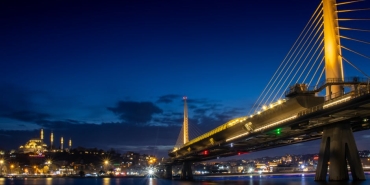 Gokyuzundeki-En-Parlak-Cisim-Iste-Geceleri-Gordugunuz-Isigin-Sirri-featured