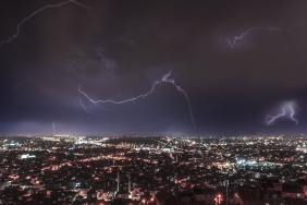 Yildirim-Nasil-Olusur-Gokyuzundeki-Elektrik-Desarjinin-Gizemi-featured