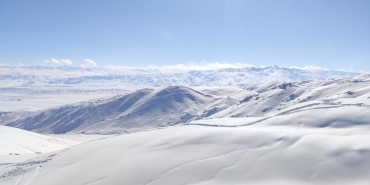 Zirvelerdeki-Karin-Sirri-Yuksekligin-Dondurucu-Etkisi-featured